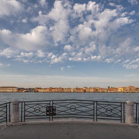 Accademia Apartments R&R Venezia Esterno foto